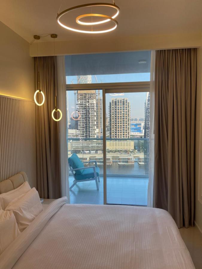 Apartamento New Luxury Modern Canal View. Dubái Exterior foto